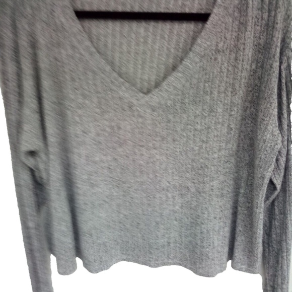 Pink Victoria Secret Active Gray Ribbed Long Sleeve V-Neck Cropped Athltetic Sm - Picture 3 of 6